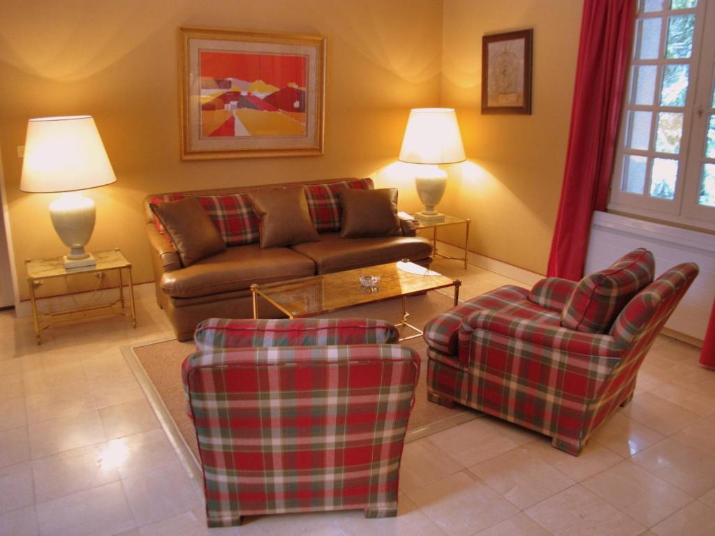 Auberge Des Templiers Boismorand Room photo